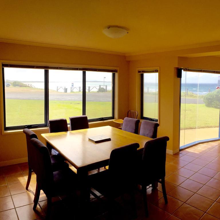 Horizons Beachfront Apartment ポート・フェアリー 部屋 写真