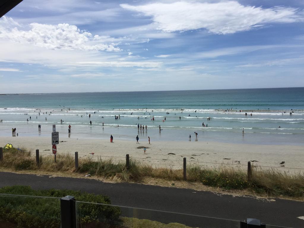 Horizons Beachfront Apartment ポート・フェアリー エクステリア 写真